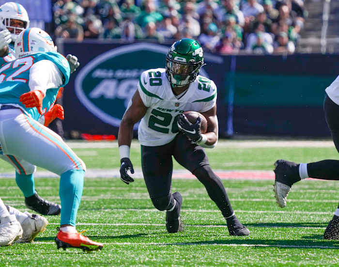 Jets' RB Breece Hall (20)